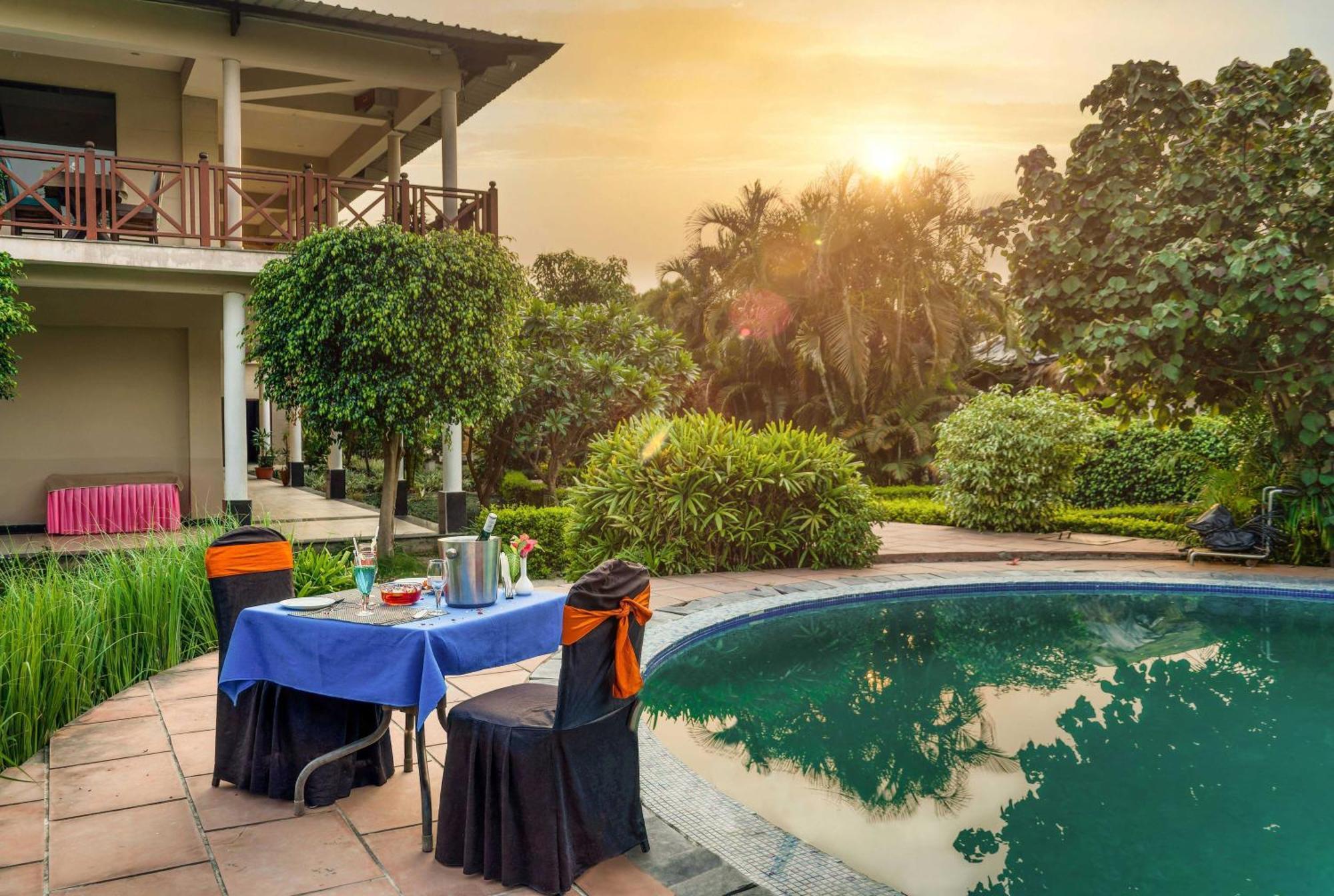 Sunday Alaya Corbett Villa รามนาการ์ ภายนอก รูปภาพ