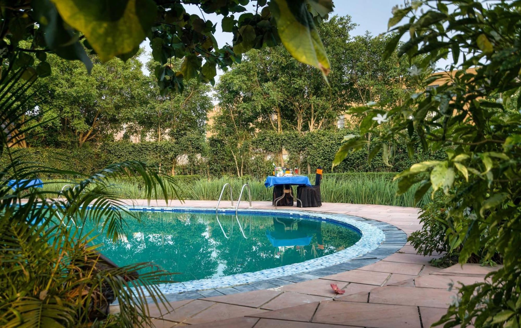 Sunday Alaya Corbett Villa รามนาการ์ ภายนอก รูปภาพ